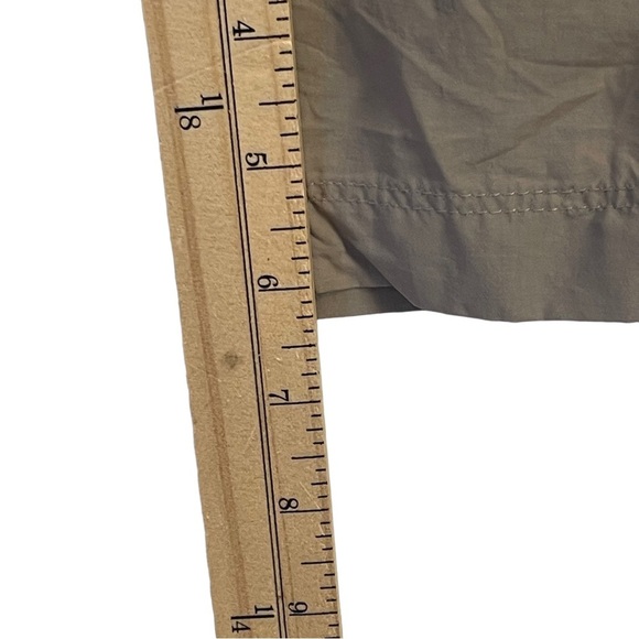 The North Face Tan Beige Flat Front Mesh Lined Nylon Hiking Activewear Shorts - Picture 9 of 13